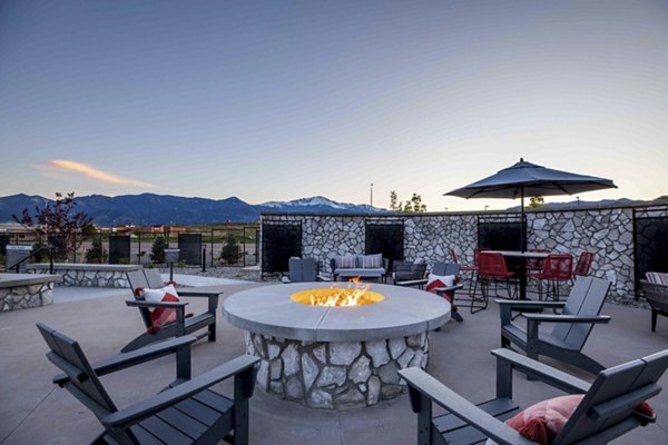 fire pit/patio at Outlook West Mesa Apartments