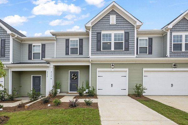 Wayford at Innovation Park: Contemporary of luxury apartments in dynamic neighborhood