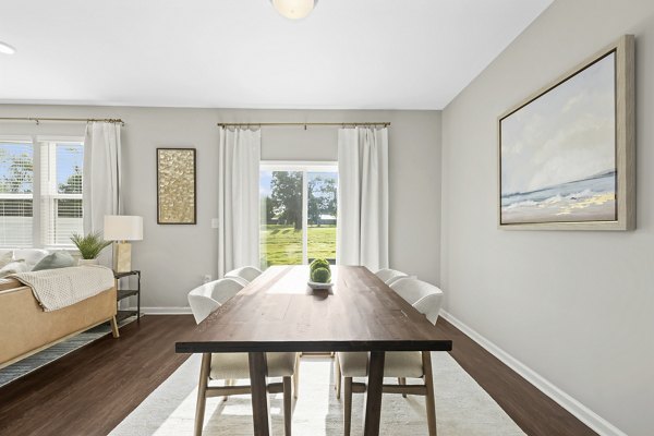 dining area at Wayford at Innovation Park Apartments