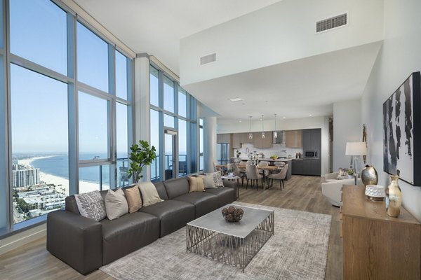living room at Shoreline Gateway Apartments