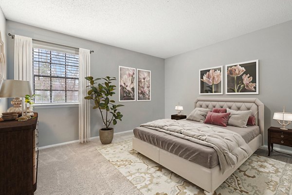 bedroom at Lakeside Place Apartments