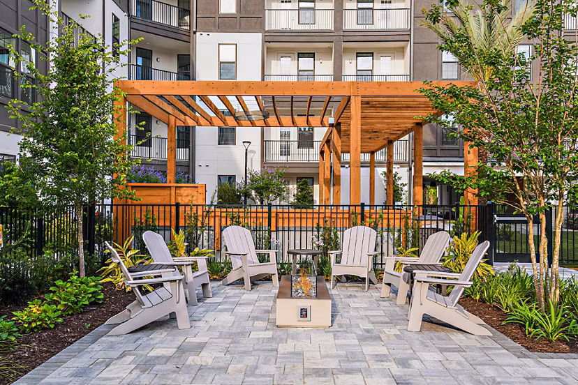 patio at Palacio Apartments 