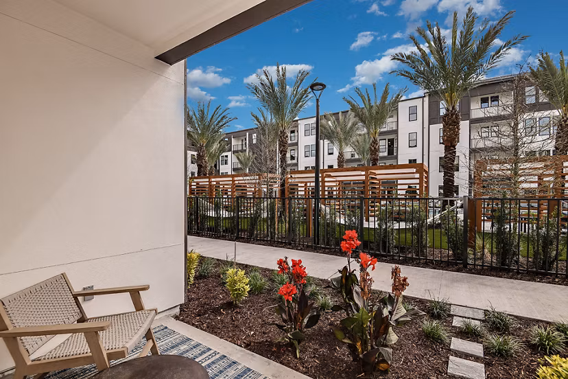 patio at Palacio Apartments 