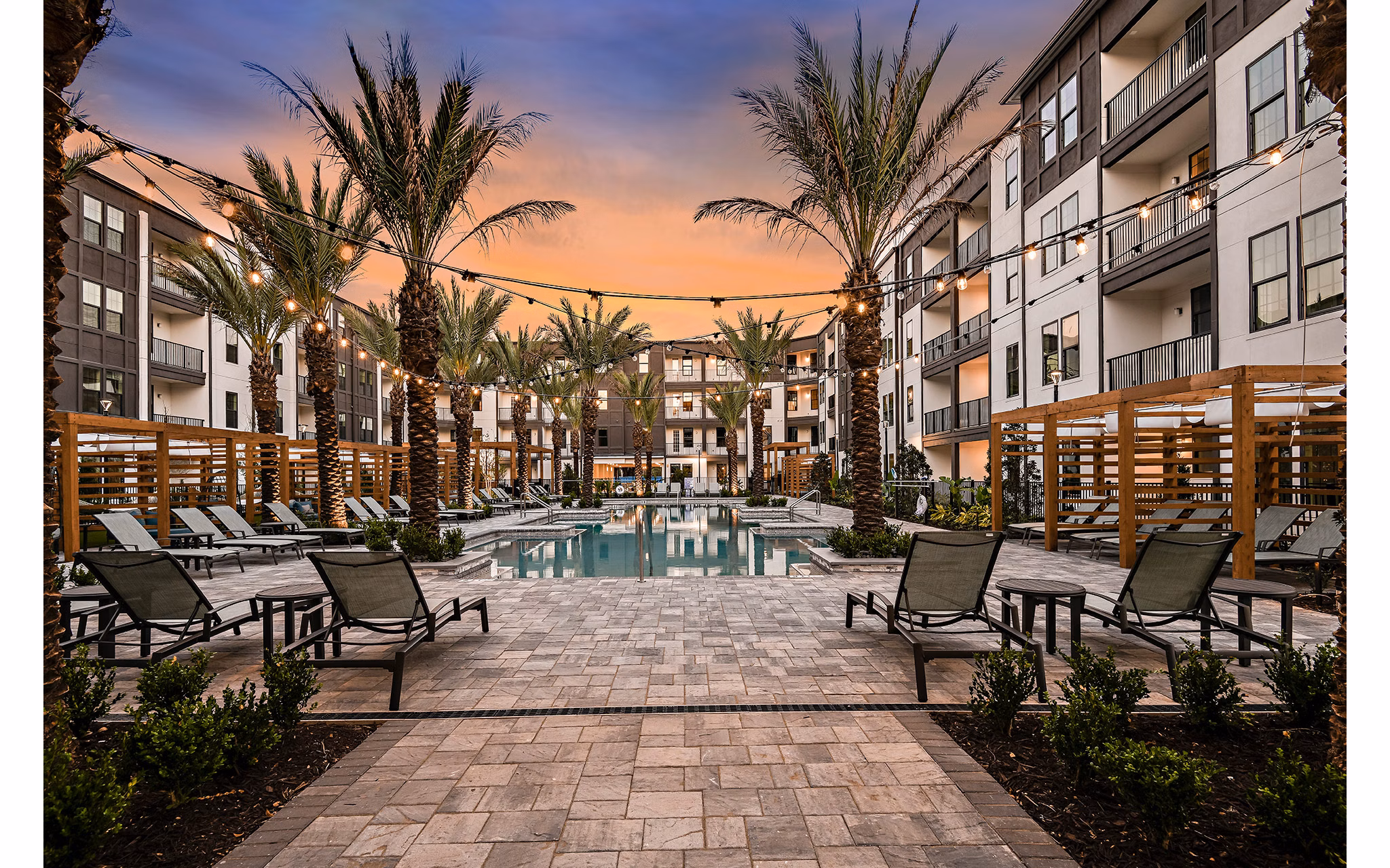 pool at Palacio Apartments 