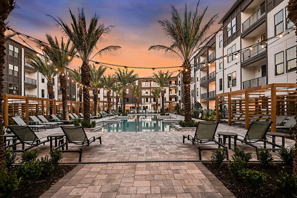 pool at Palacio Apartments 