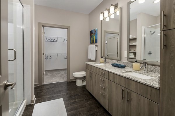 bathroom at Wrenstone at the Highlands Apartments