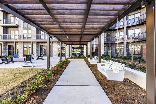 patio for Wrenstone at the Highlands Apartments