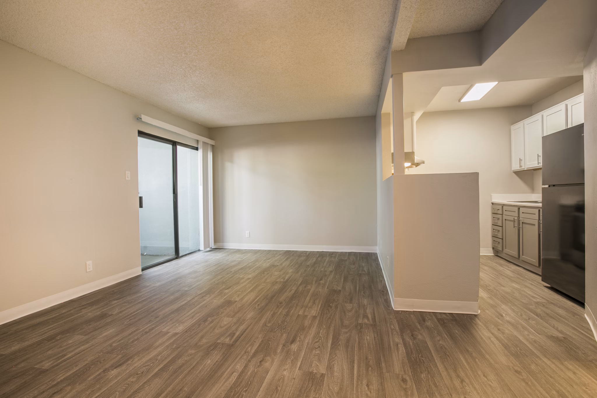 Modern living room with stylish decor in Sun Plaza Apartments