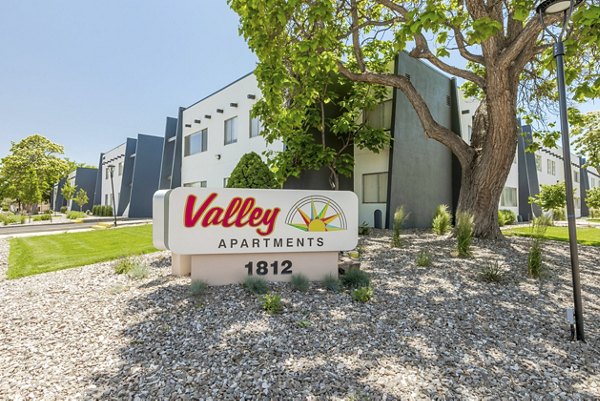 Valley Apartments: Modern signage at luxury apartment complex in desirable location