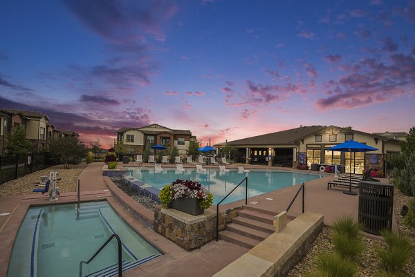 pool at Highpoint Club Apartments