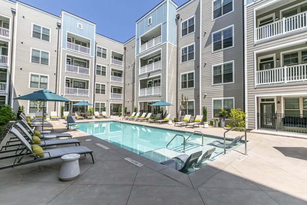 pool at Annabelle on Main Apartments