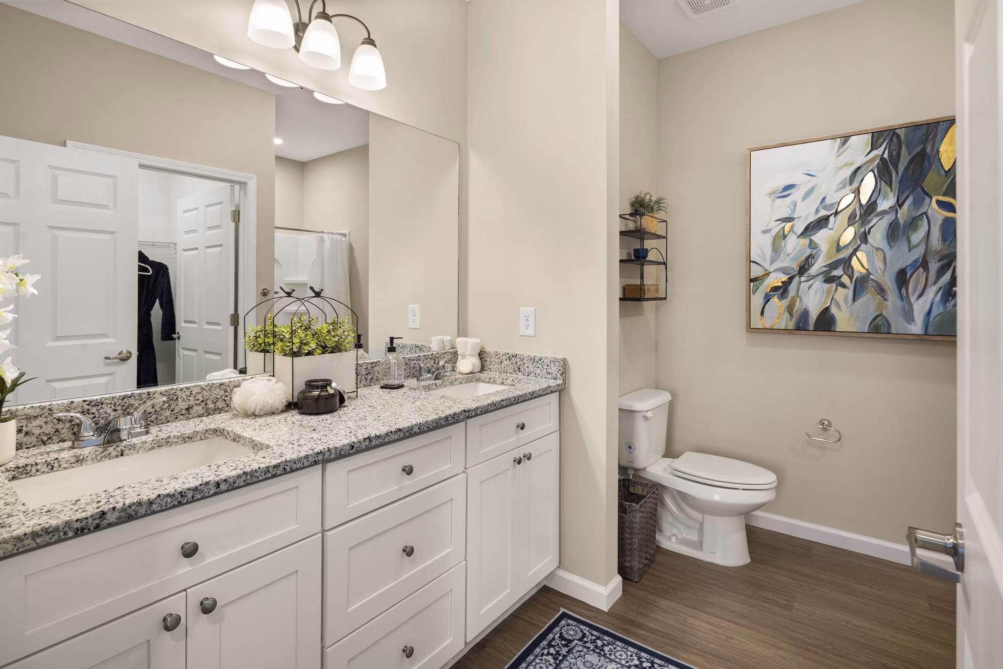 bathroom at The Ridge at Calhoun Apartments 