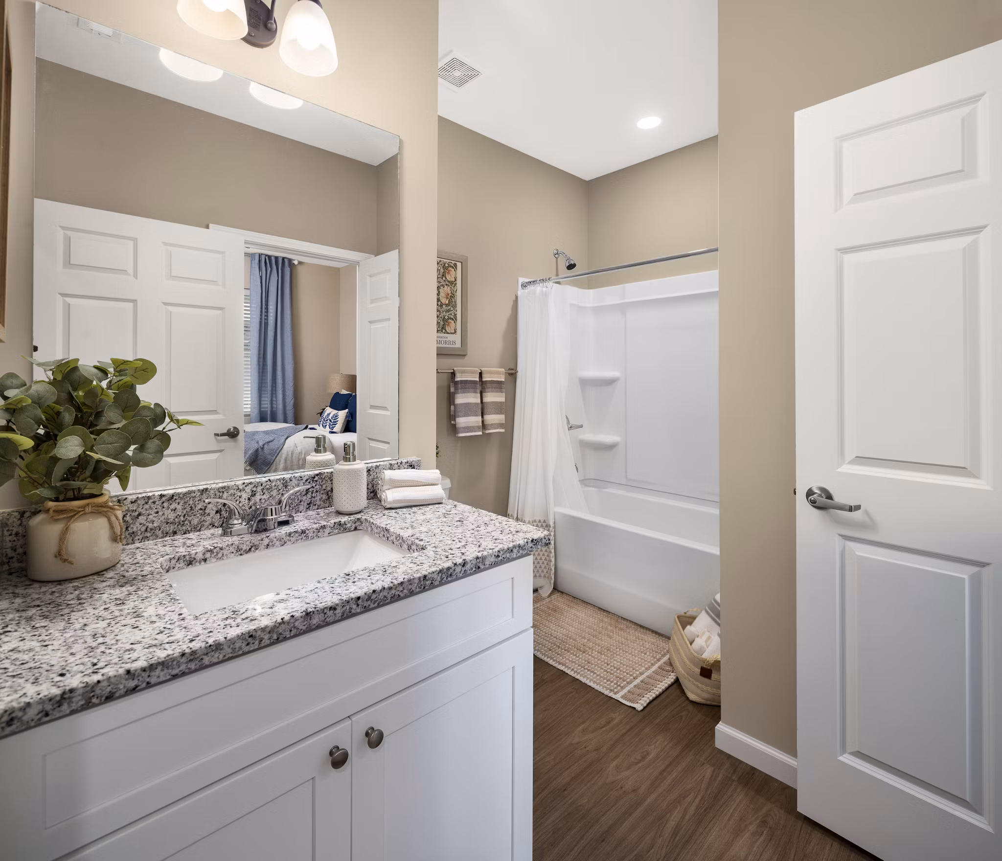 bathroom at The Ridge at Calhoun Apartments 