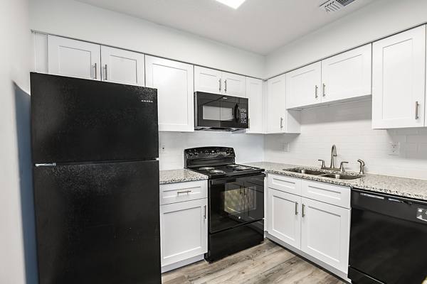 kitchen at Woodlake Villas Apartments