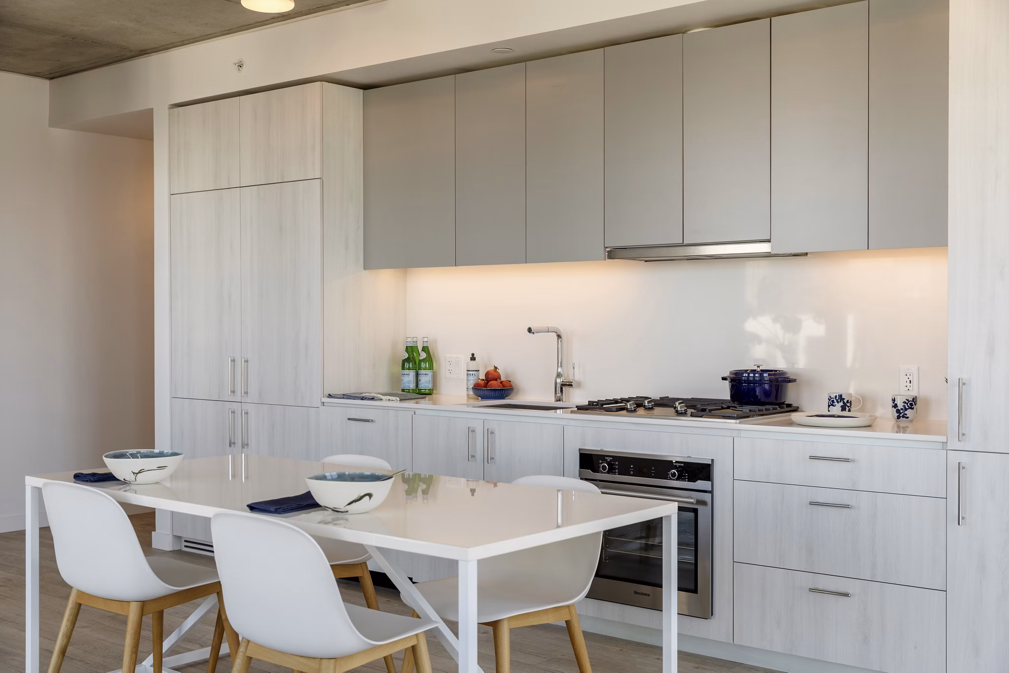 dining room at 5 MLK Apartments 