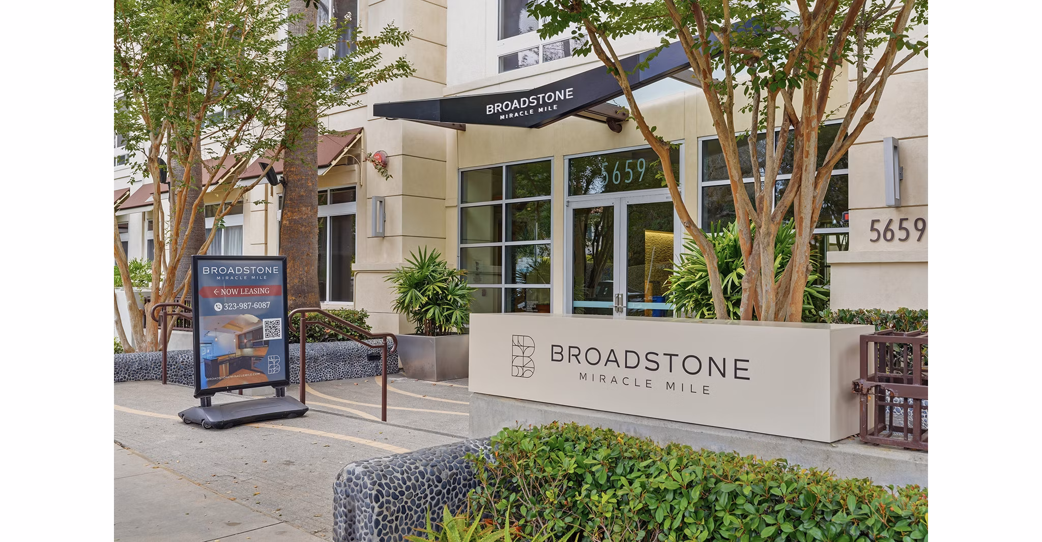 Building Exterior at Broadstone Miracle Mile Apartments