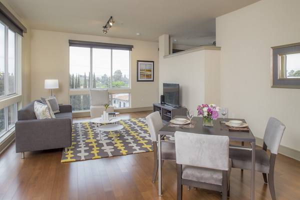 dining area at mResidences Miracle Mile Apartments