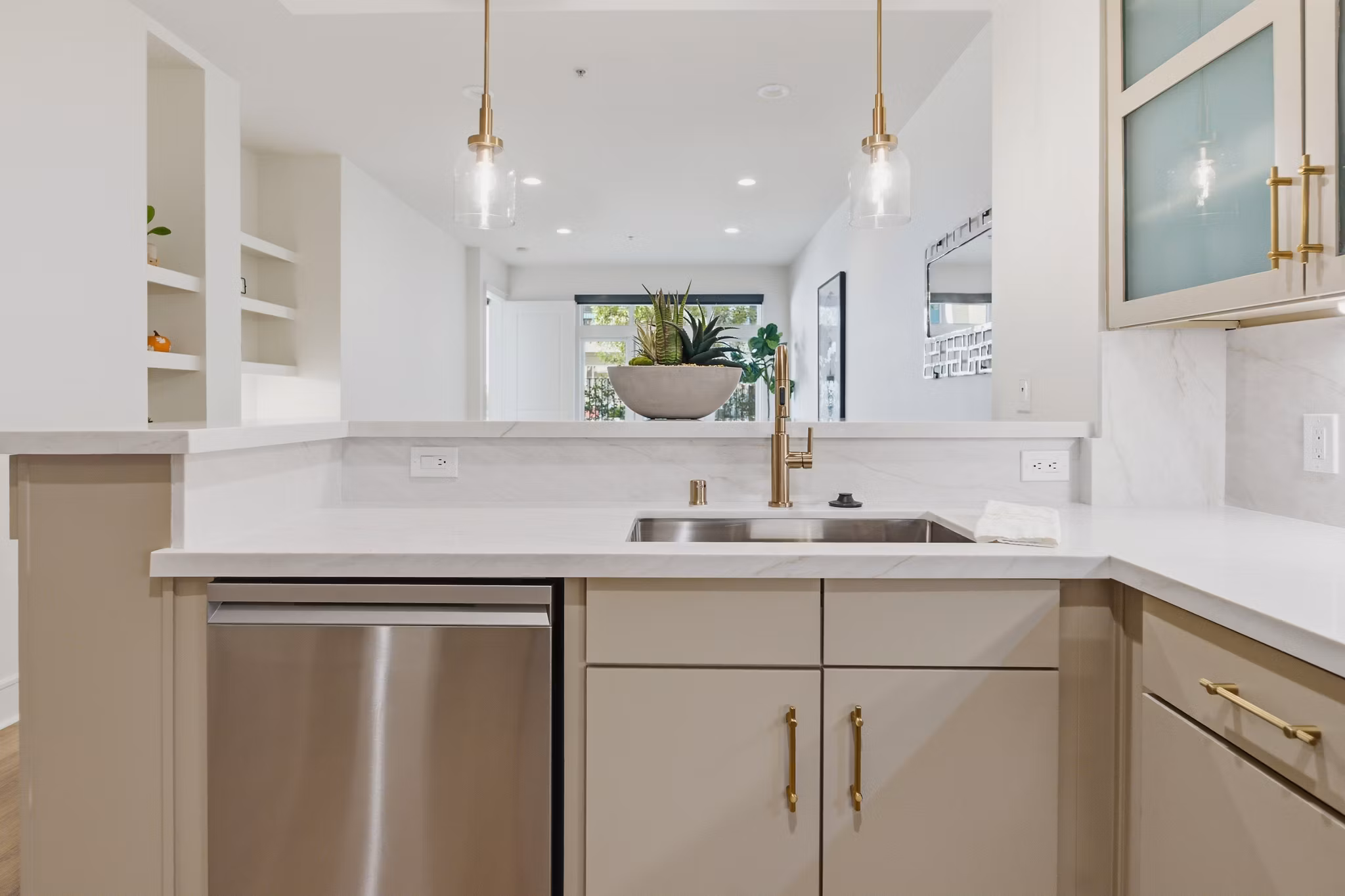 Kitchen at Broadstone Miracle Mile Apartments