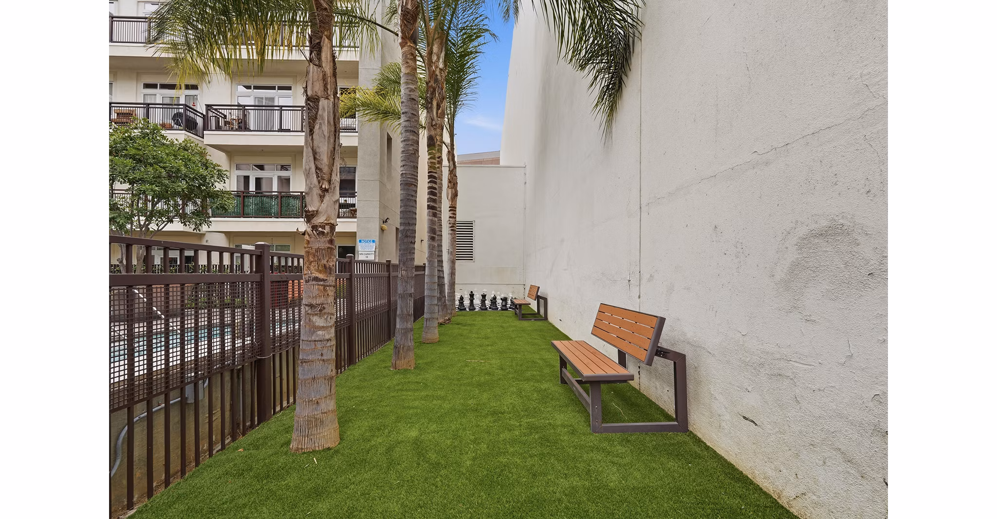 Recreational Area at Broadstone Miracle Mile Apartments