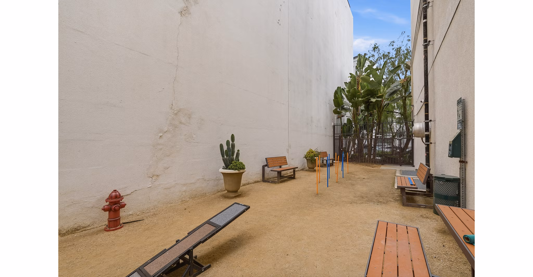 Dog Park at Broadstone Miracle Mile Apartments
