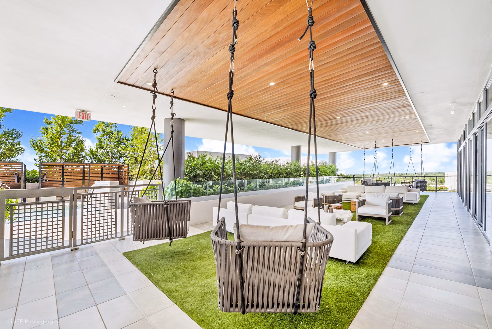 Patio with modern outdoor seating at Crest at Pinecrest Apartments, a luxury Greystar community
