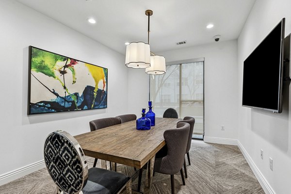 clubhouse at The Briscoe Apartments 