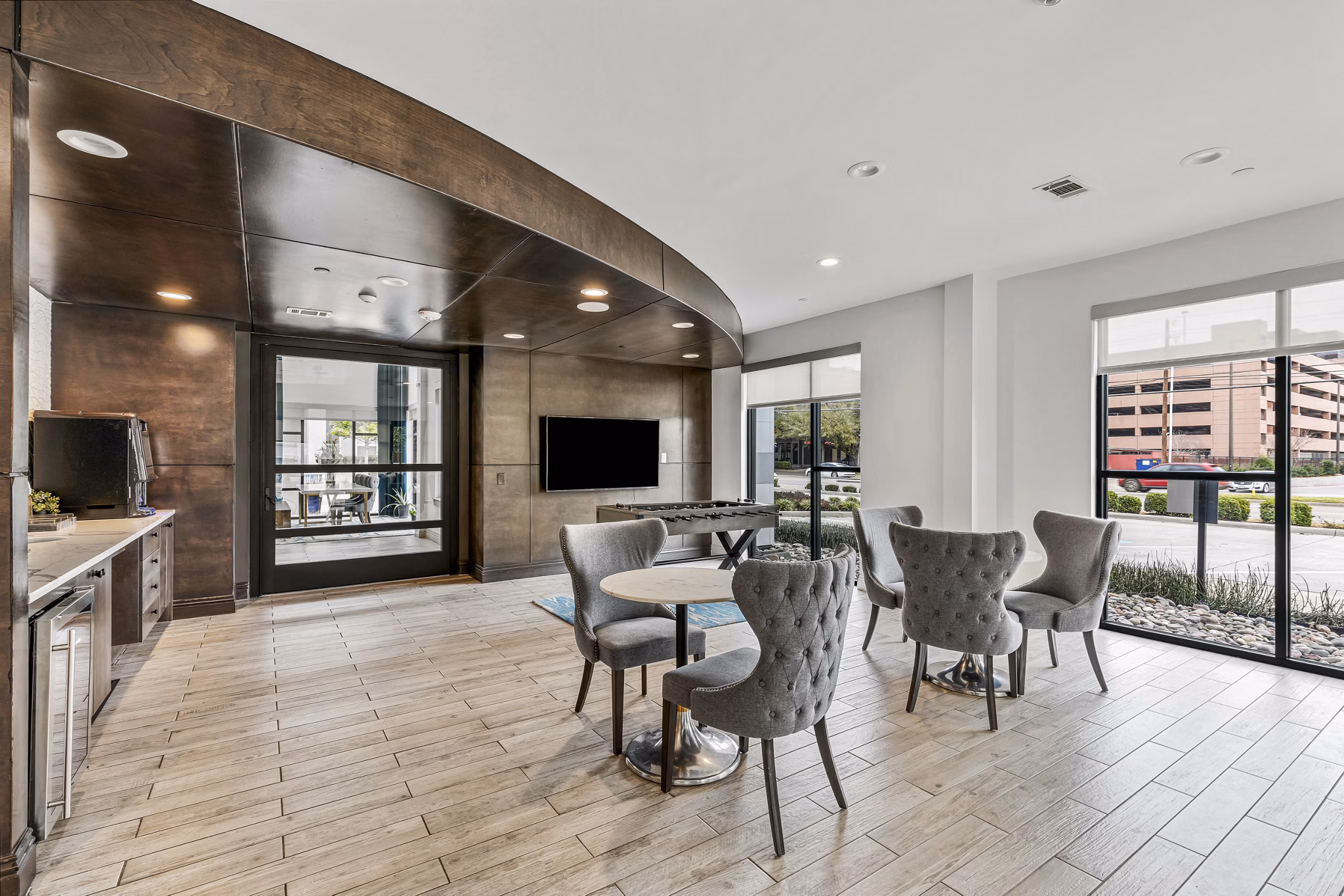clubhouse at The Briscoe Apartments 