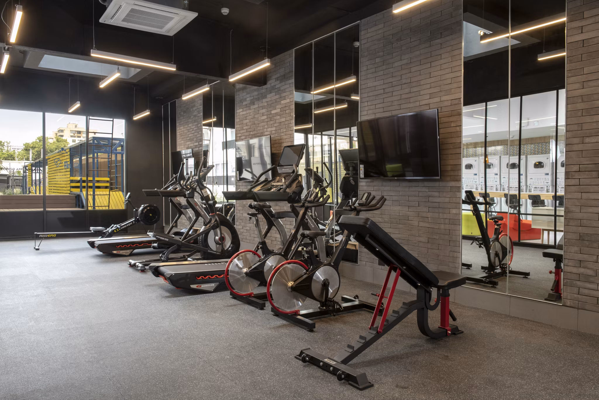 fitness center at Somma Plaza Nunoa Apartments