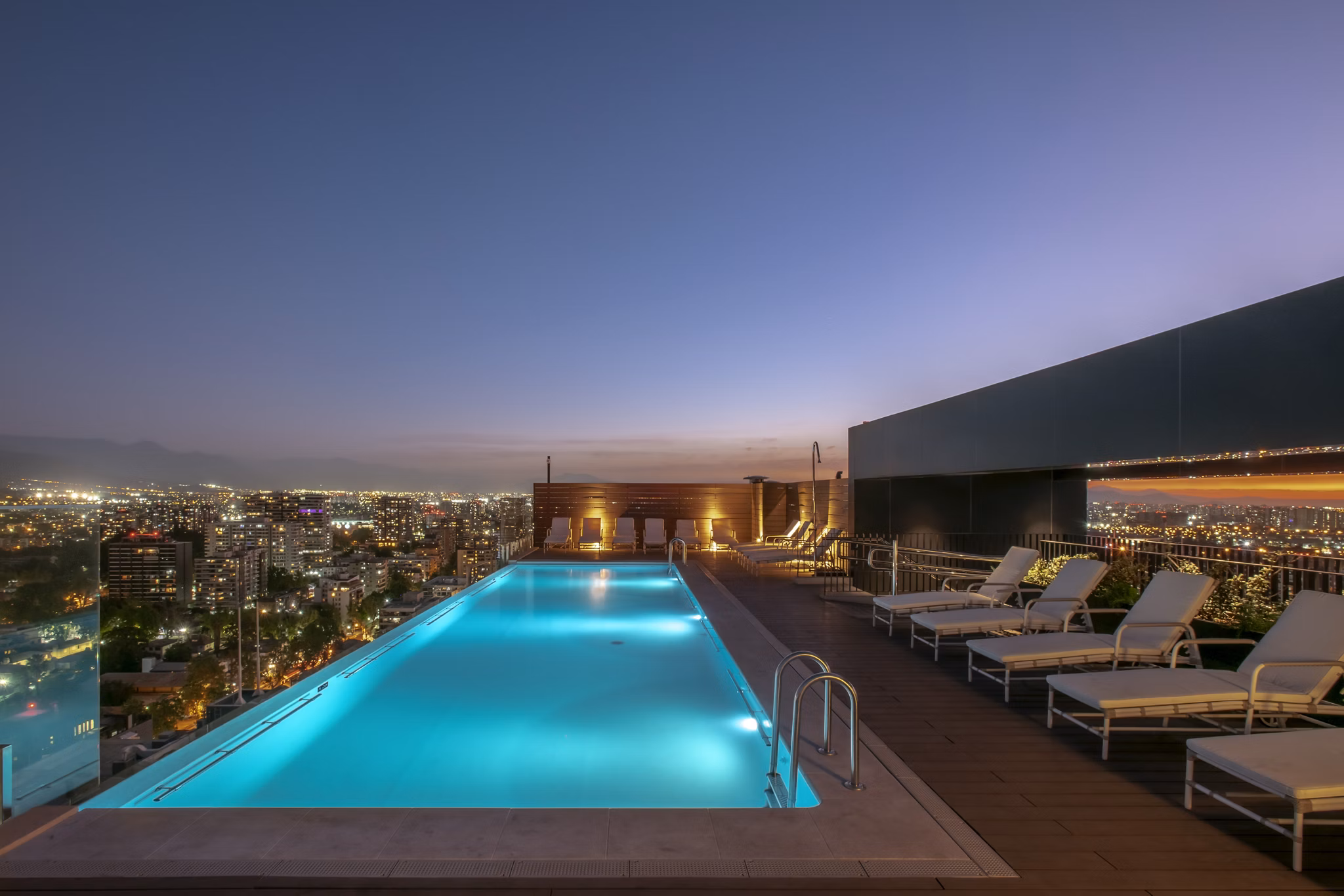 pool at Somma Plaza Nunoa Apartments