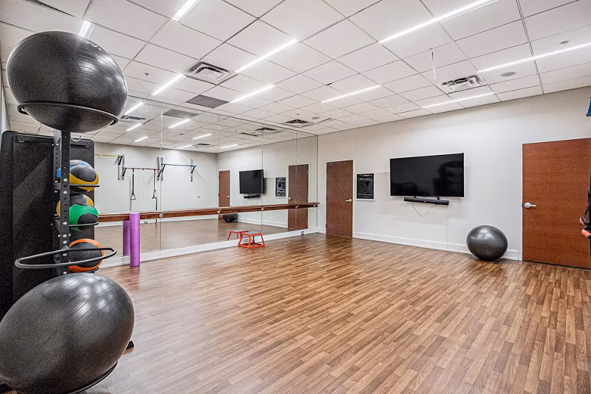 fitness center at 1600 Glenarm Place Apartments