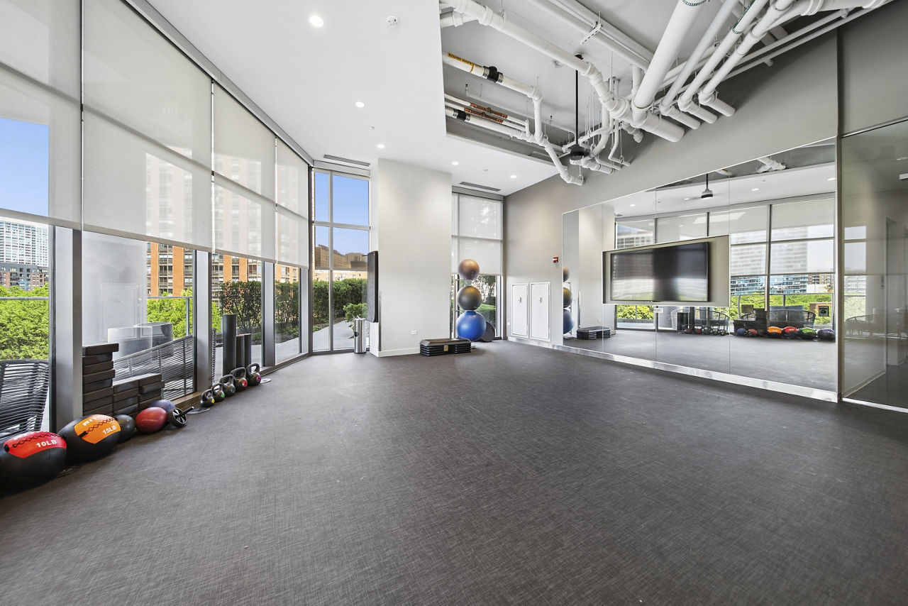 Gym at 1001 S State (4 of 4)