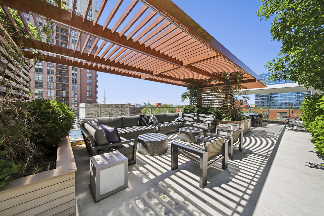 Roof deck at 1001 S State (2 of 4)