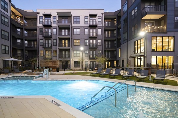 pool at Novel West Midtown Apartments