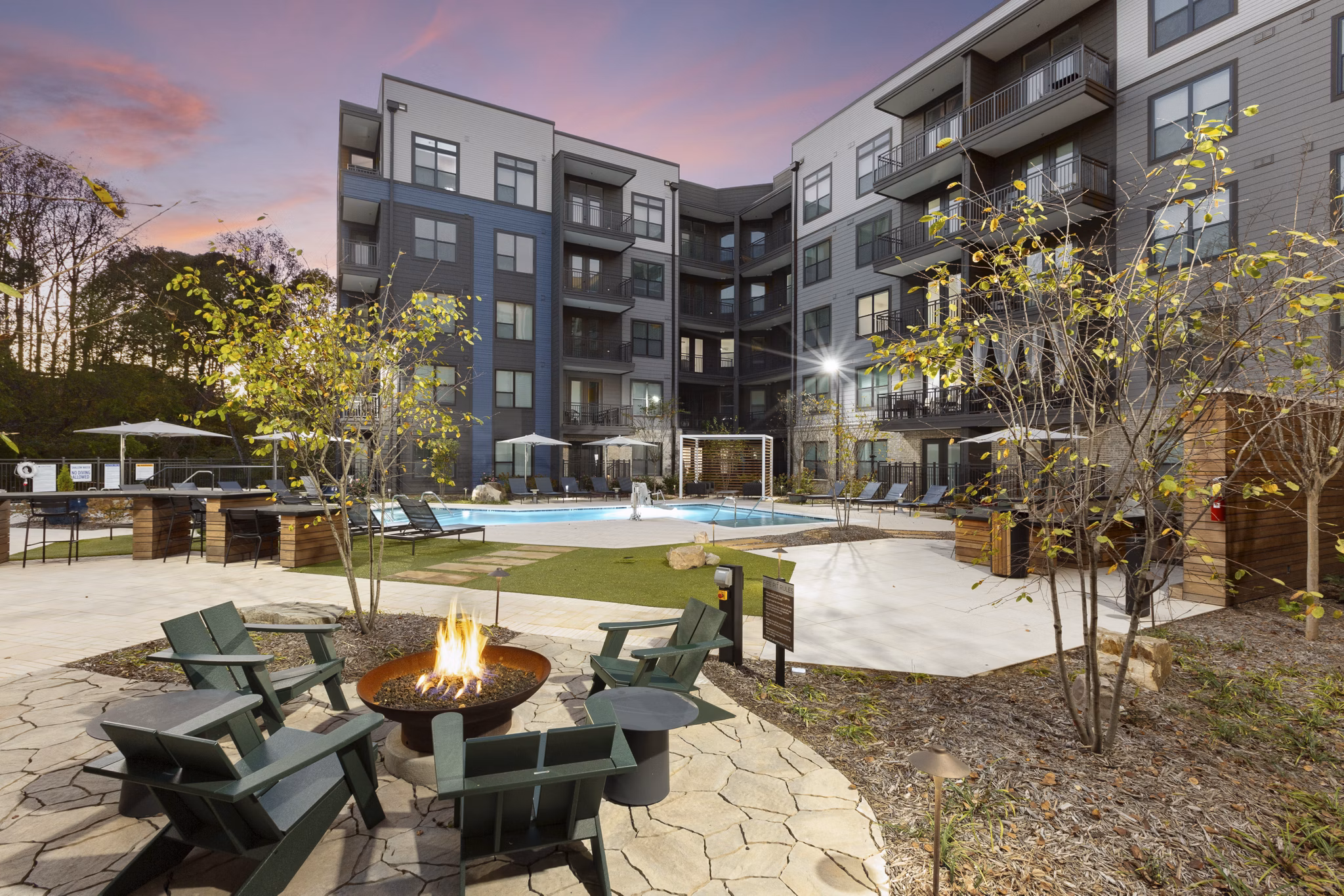 grill area at Novel West Midtown Apartments