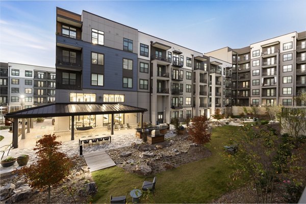 grill area at Novel West Midtown Apartments