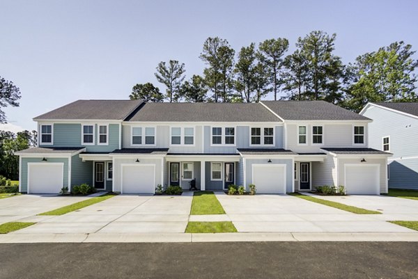 building/exterior at Berkeley Homes Apartments