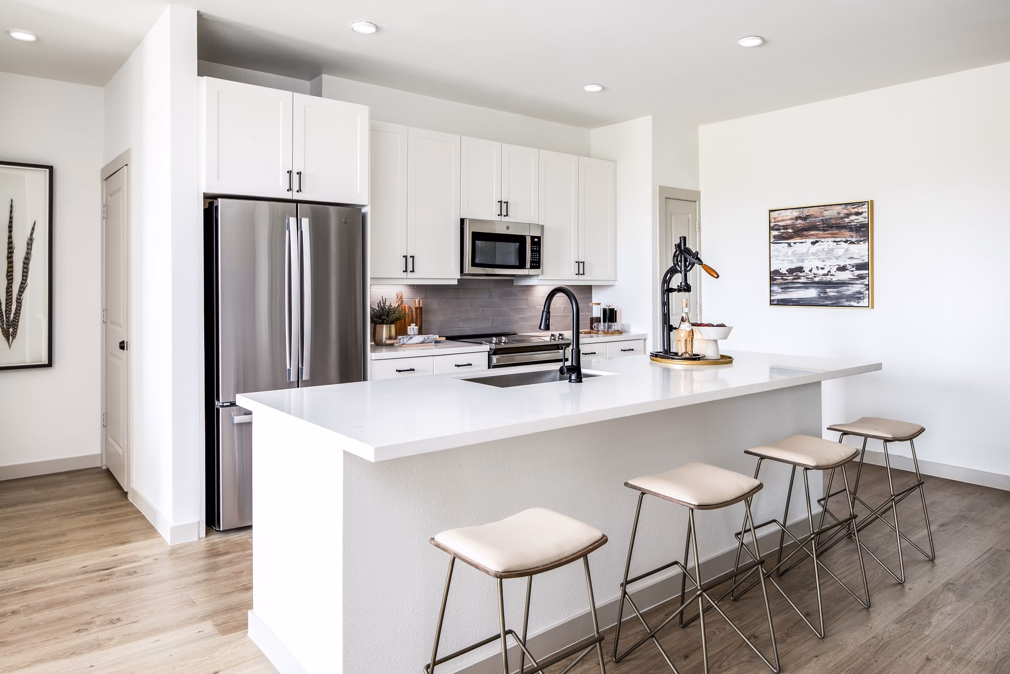 Modern kitchen with stainless steel appliances at Broadstone Jordan Ranch Apartments, perfect for luxury living in San Antonio