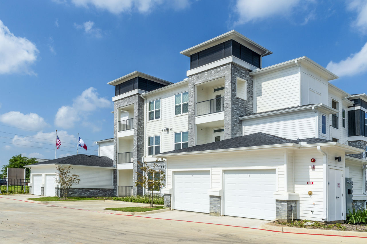 The Madison Cypress Tx 3 of 12