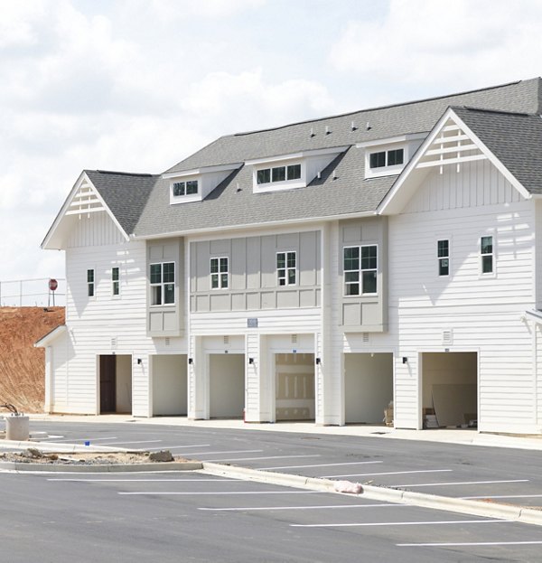 Lakehouse on Wylie: Modern luxury apartments with scenic views at lakeside location