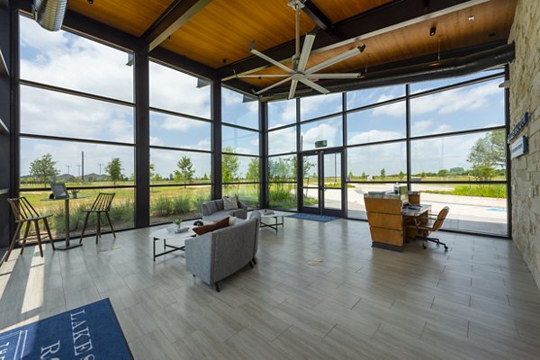 Clubhouse featuring modern design at Lakeside Row Apartments