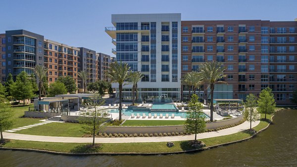 Two Lakes Edge: Contemporary luxury apartments surrounded by nature in The Woodlands