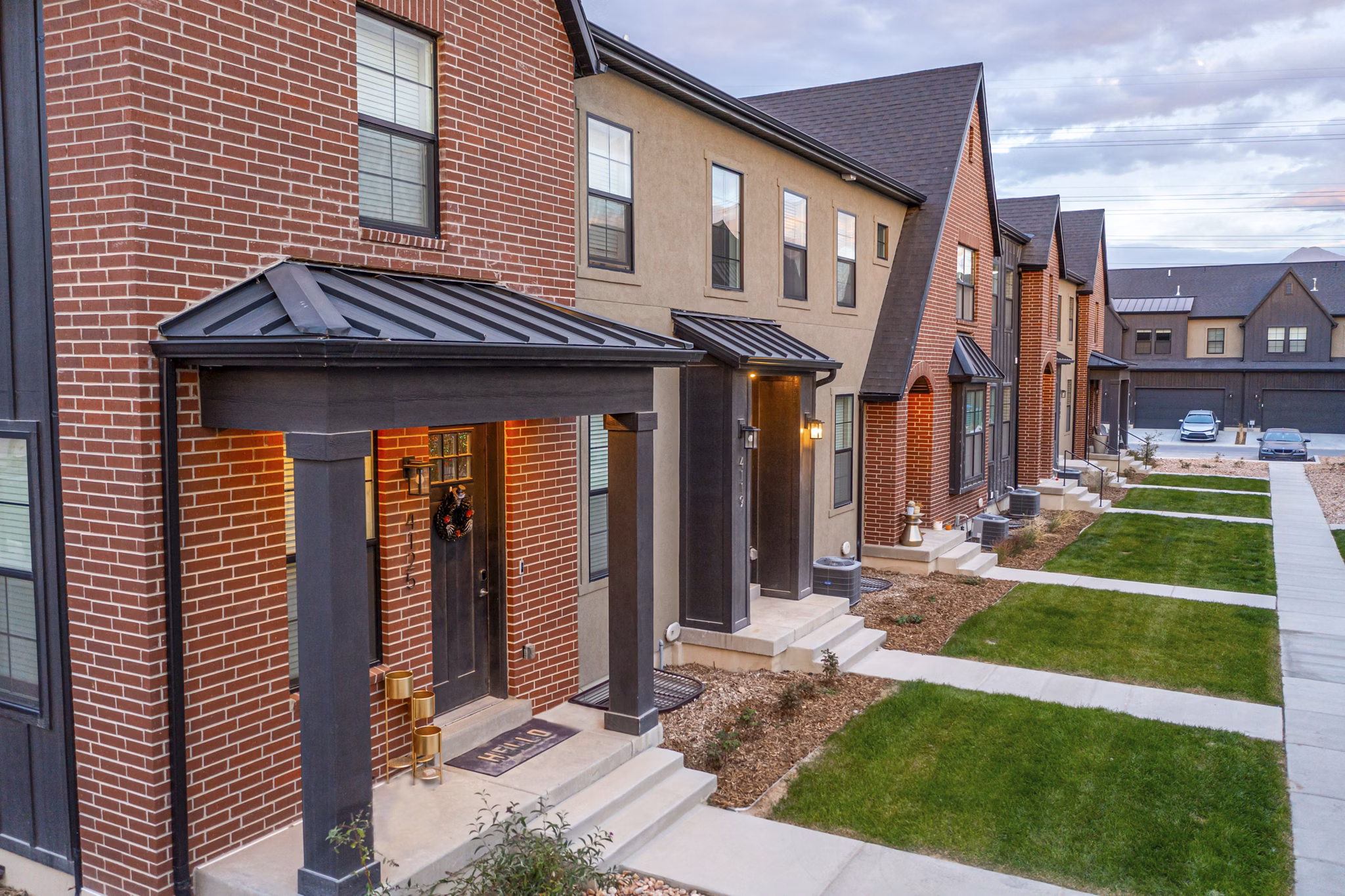 building/exterior at Drexler Townhomes at Holbrook Farms Apartments