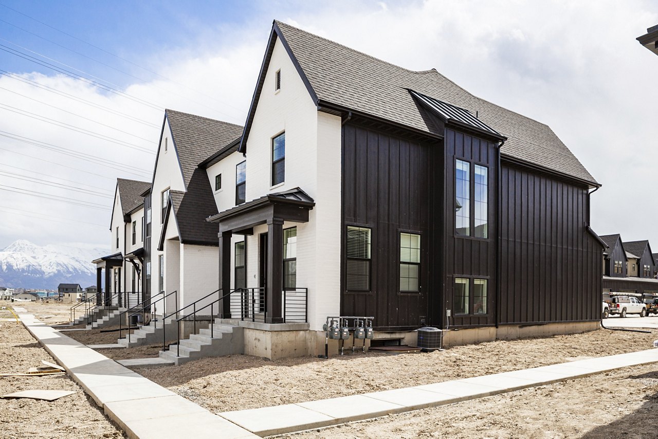 Drexler Townhomes at Holbrook Farms in Lehi Greystar