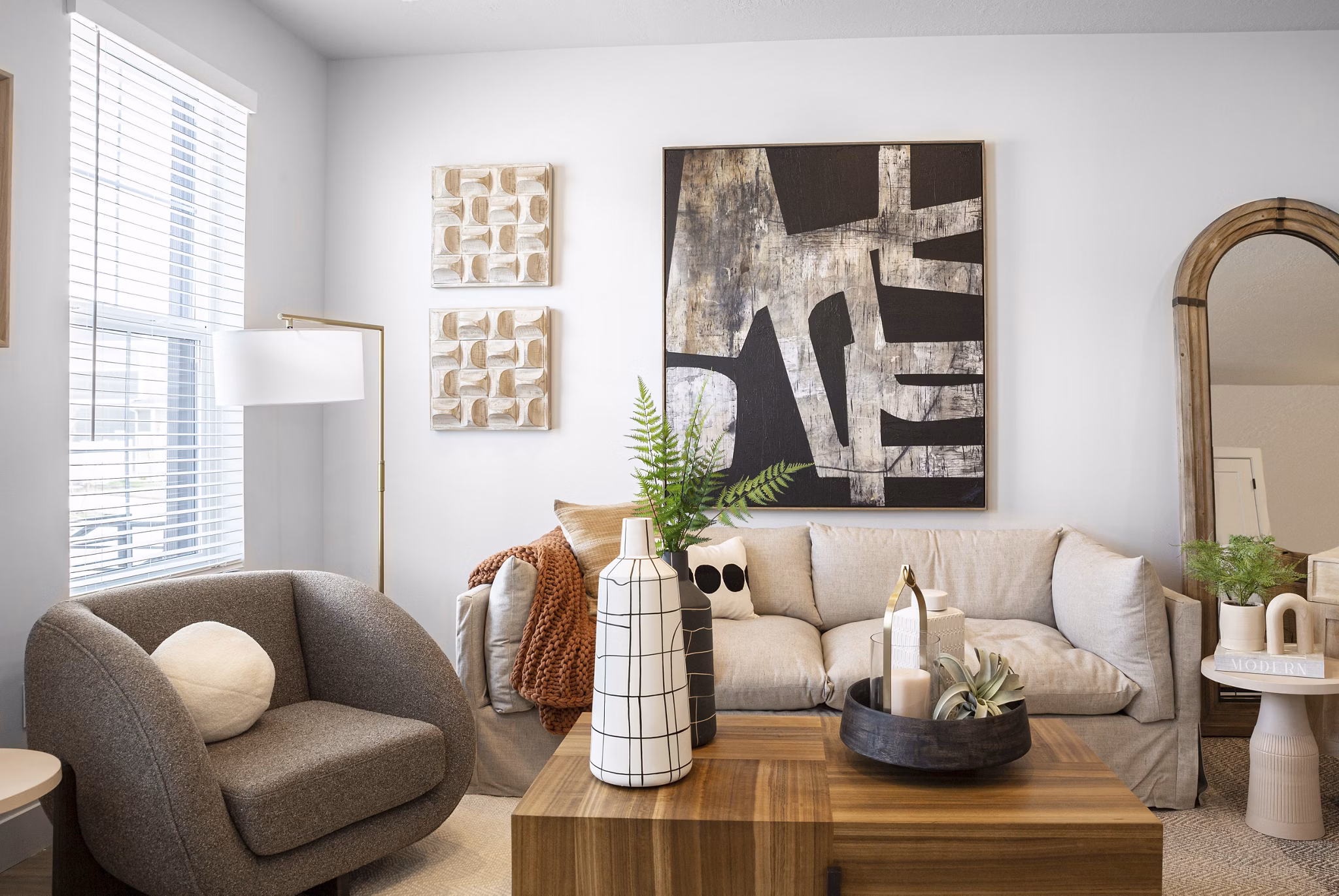 living room at Drexler Townhomes at Holbrook Farms Apartments