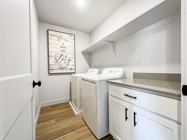 laundry room at Drexler Townhomes at Holbrook Farms