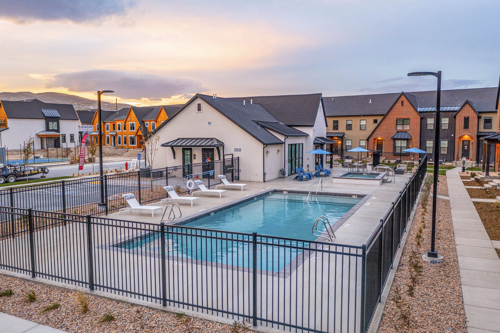 pool at Drexler Townhomes at Holbrook Farms Apartments