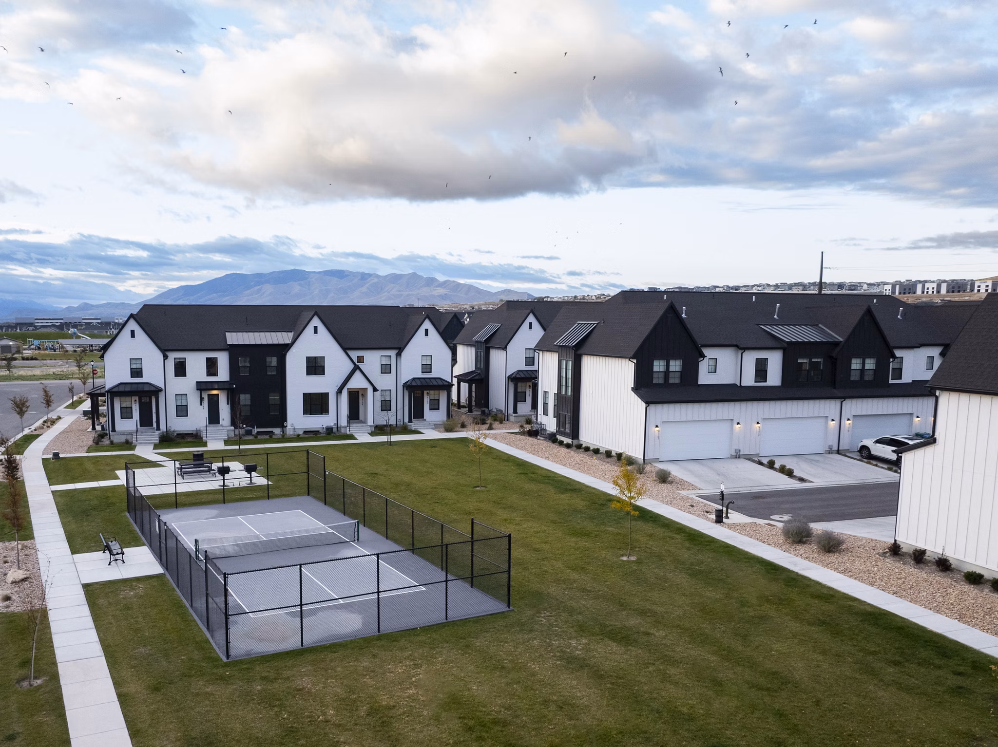 building/exterior at Drexler Townhomes at Holbrook Farms Apartments
