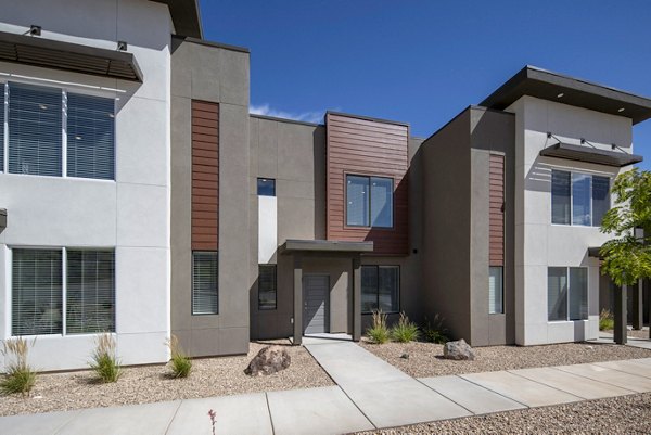 exterior at Black Ridge Cove Apartments