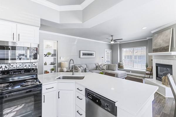 kitchen at Sorrento Apartments