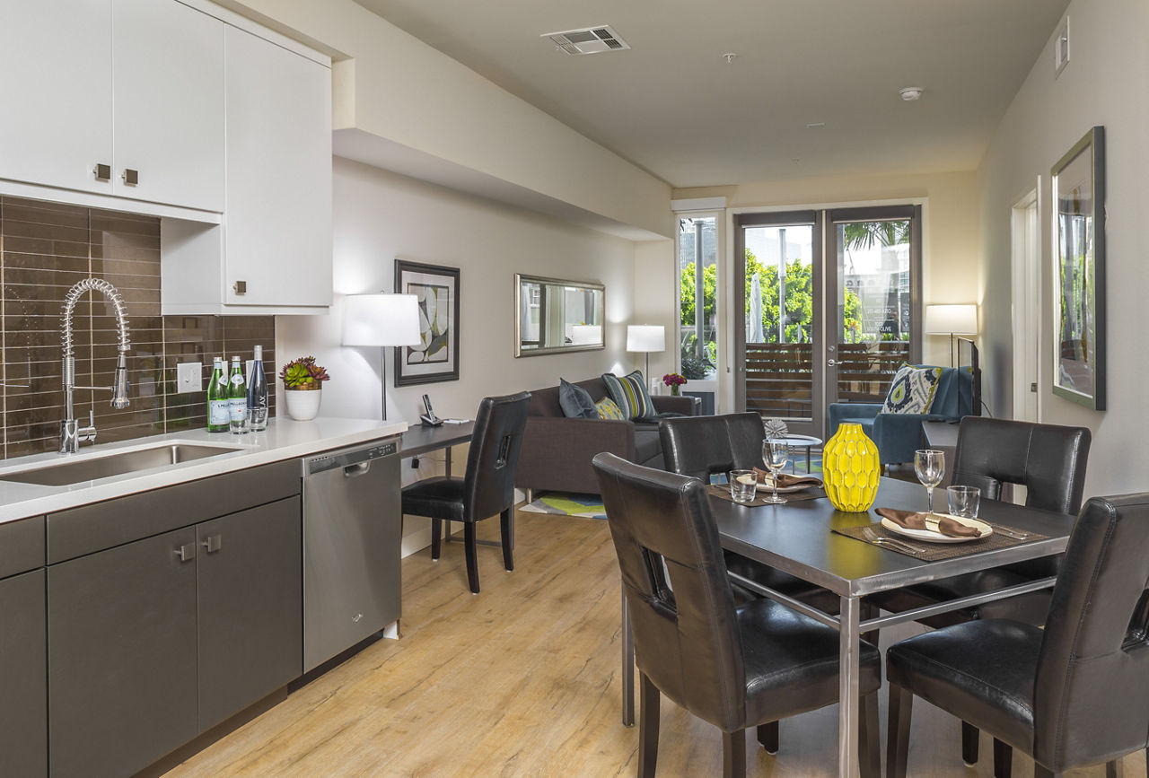 mResidences Olympic & Olive 21 of 39